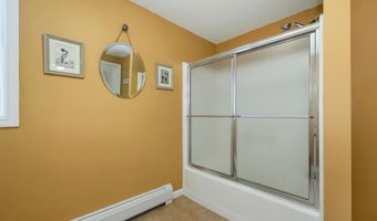 54 Liberty Ln, Barrington, NH 03825