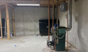 1434 Ohio St, Bangor, ME 04401