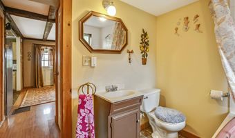 2066 Hinman Settler Rd, Brownington, VT 05860