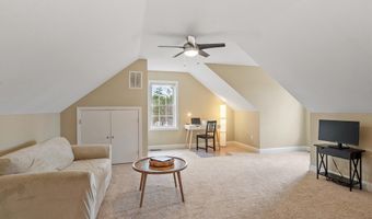 149 Long Hill Rd, Bolton, MA 01740