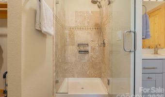 48 River Walk Dr, Asheville, NC 28804