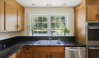 400 Spring Brook Rd, Arlington, VT 05250