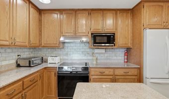 45241 Dillon Dr, Ahwahnee, CA 93601
