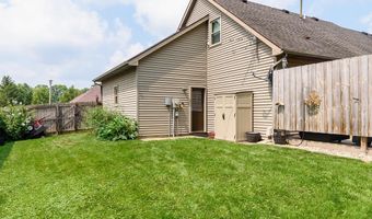 914 Lakeview Dr, Auburn, IN 46706