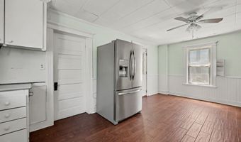 26 Victor St, Danbury, CT 06810