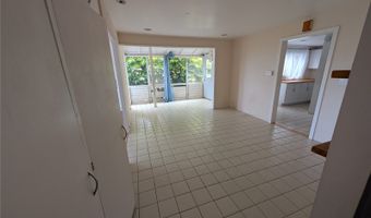 1609 A Iwi Way B, Honolulu, HI 96816
