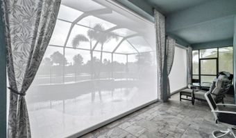 6951 CRESTPOINT Dr, Apollo Beach, FL 33572