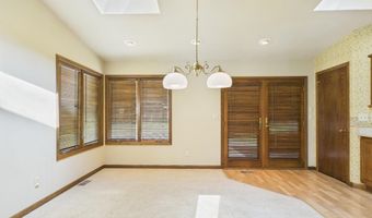 404 Hyden Dr, Alcester, SD 57001