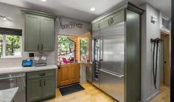 1641 Meadowview Rd, Arnold, CA 95223