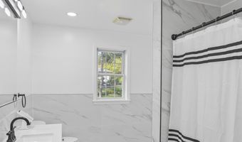 26 Mohican Pl, Albany, NY 12208