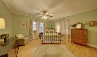 702 N 2nd St, Alpine, TX 79830