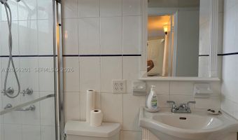 3020 Marcos Dr S-307, Aventura, FL 33160