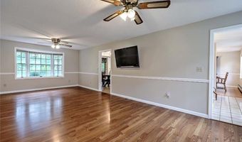 130 Hope Hill Ter, Cranston, RI 02921