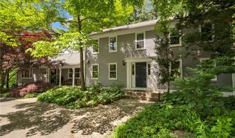 12 Howard Rd, Cumberland, RI 02864