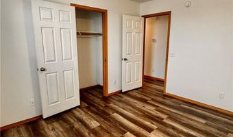 19 Holly Dr A, Bentonville, AR 72712