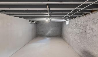 2641 Sidney St, Alton, IL 62002