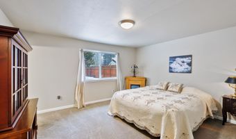 17316 Golden Eye Dr, Bend, OR 97707