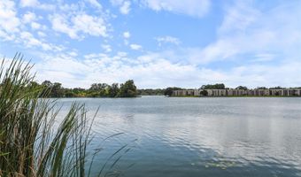 598 ORANGE Dr 157, Altamonte Springs, FL 32701