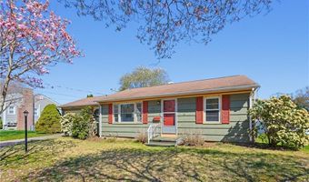 145 Glenwood Dr, North Kingstown, RI 02852
