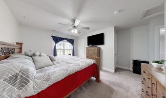 3840 Countryaire Dr, Ayden, NC 28513
