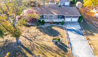2007 Oakridge Dr, Ava, MO 65608