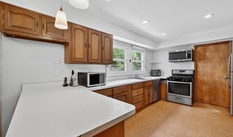 2922 BARRISTER Ln, Bowie, MD 20715