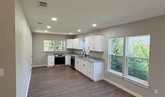 904 Jefferson St E, Sulphur Springs, TX 75482