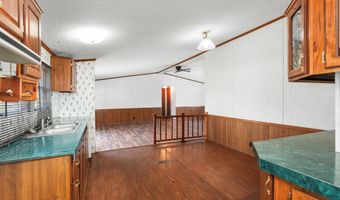 150 CAROLYN Dr, Anniston, AL 36201