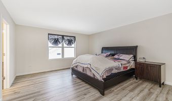 531 Alpine Dr, Algonquin, IL 60102