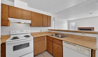 2702 Alicialynn Way D, Las Vegas, NV 89121