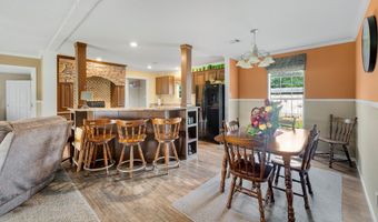 82 Harris Rd, Baxley, GA 31513