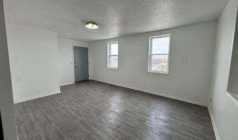 17 W 4th St, Atlantic, IA 50022