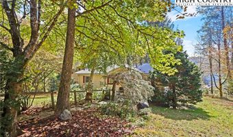 455 Boulder Gardens Rd, Banner Elk, NC 28604