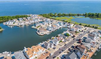 26 Jib Ct, Bayville, NJ 08721