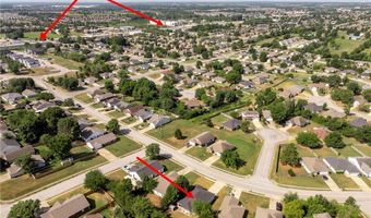 819 Tunbridge Dr, Bentonville, AR 72712
