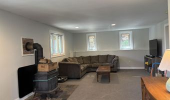 1979 N Hill Rd, Andover, VT 05143