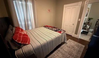 1004 15th St, Aurora, NE 68818