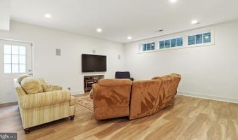 416 E ALEXANDRIA Ave, Alexandria, VA 22301