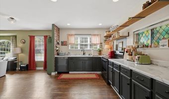 120 Calhoun St, Abbeville, SC 29620