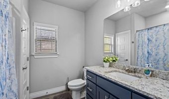 1010 Huntleigh Dr, Bentonville, AR 72713