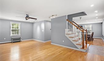 44 McQuade Brook Rd, Bedford, NH 03110