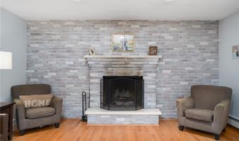 350 Shippee Rd, East Greenwich, RI 02818