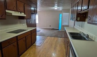 1020 E Walnut St, Altus, OK 73521