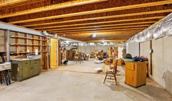 54 Bunker Hill Dr, Allentown, NJ 08501
