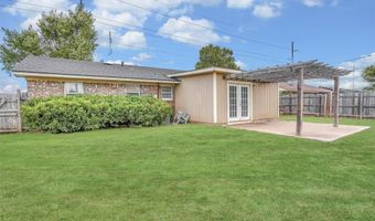 1229 E Ridgecrest Rd, Altus, OK 73521