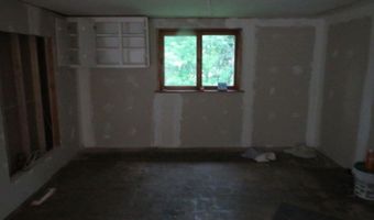 45 Pine Island Ave, Berlin, NH 03570