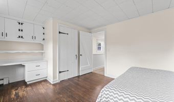 608 Berkeley Ave, Beachwood, NJ 08722