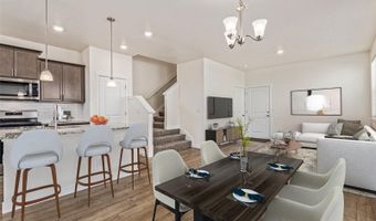 21821 E 7th Ave, Aurora, CO 80018
