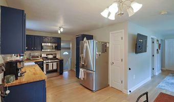 324 E Hillcrest, Alma, MI 48801