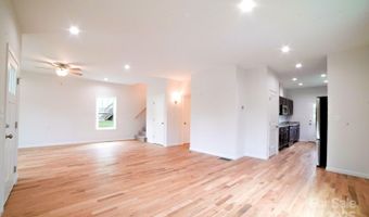 7 Berry Crest Ln, Arden, NC 28704